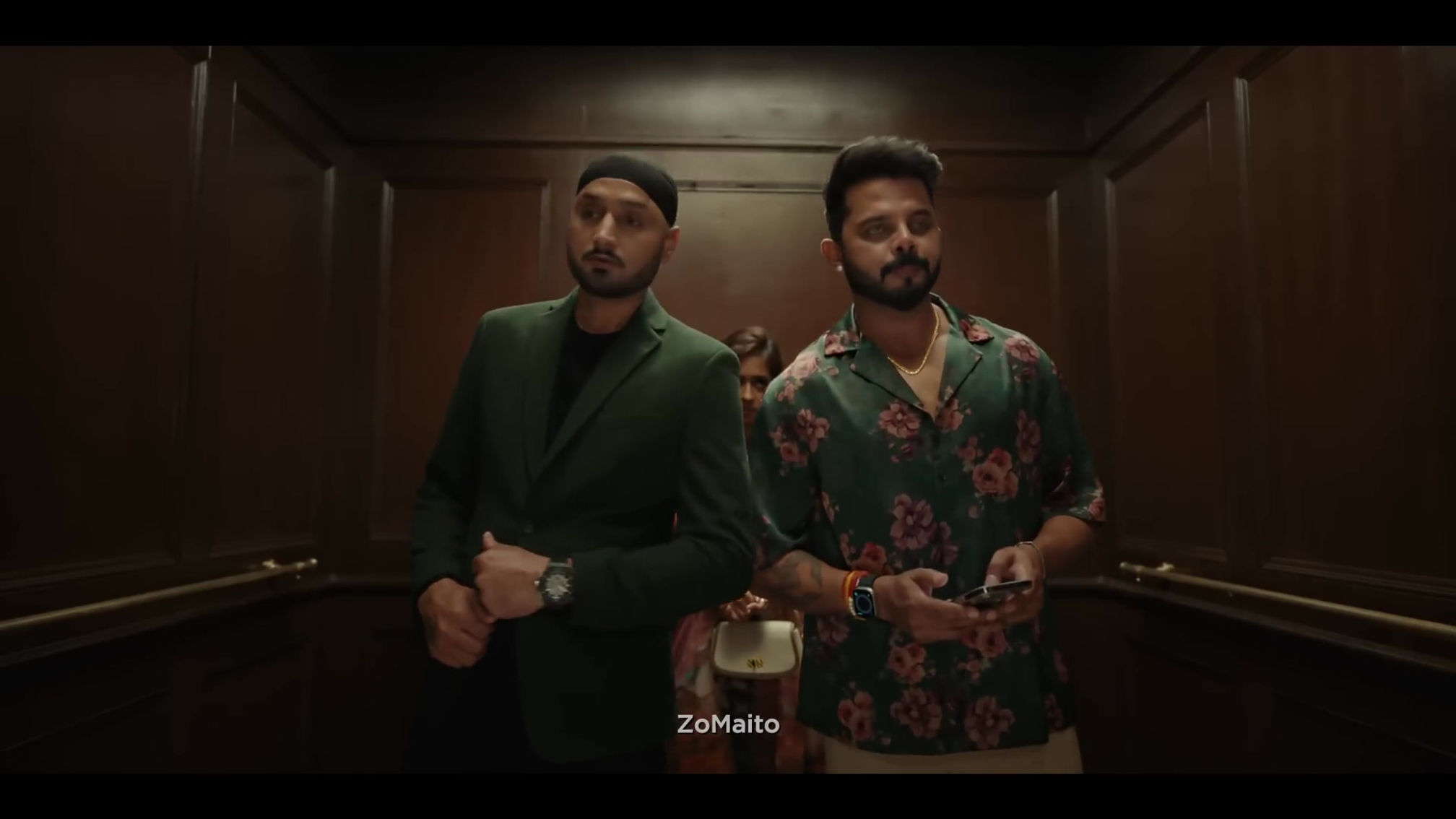 Bhajji & Sreesanth fight again � zomato vs zomato